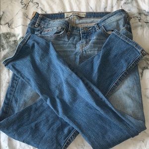 holister skinny jeans!